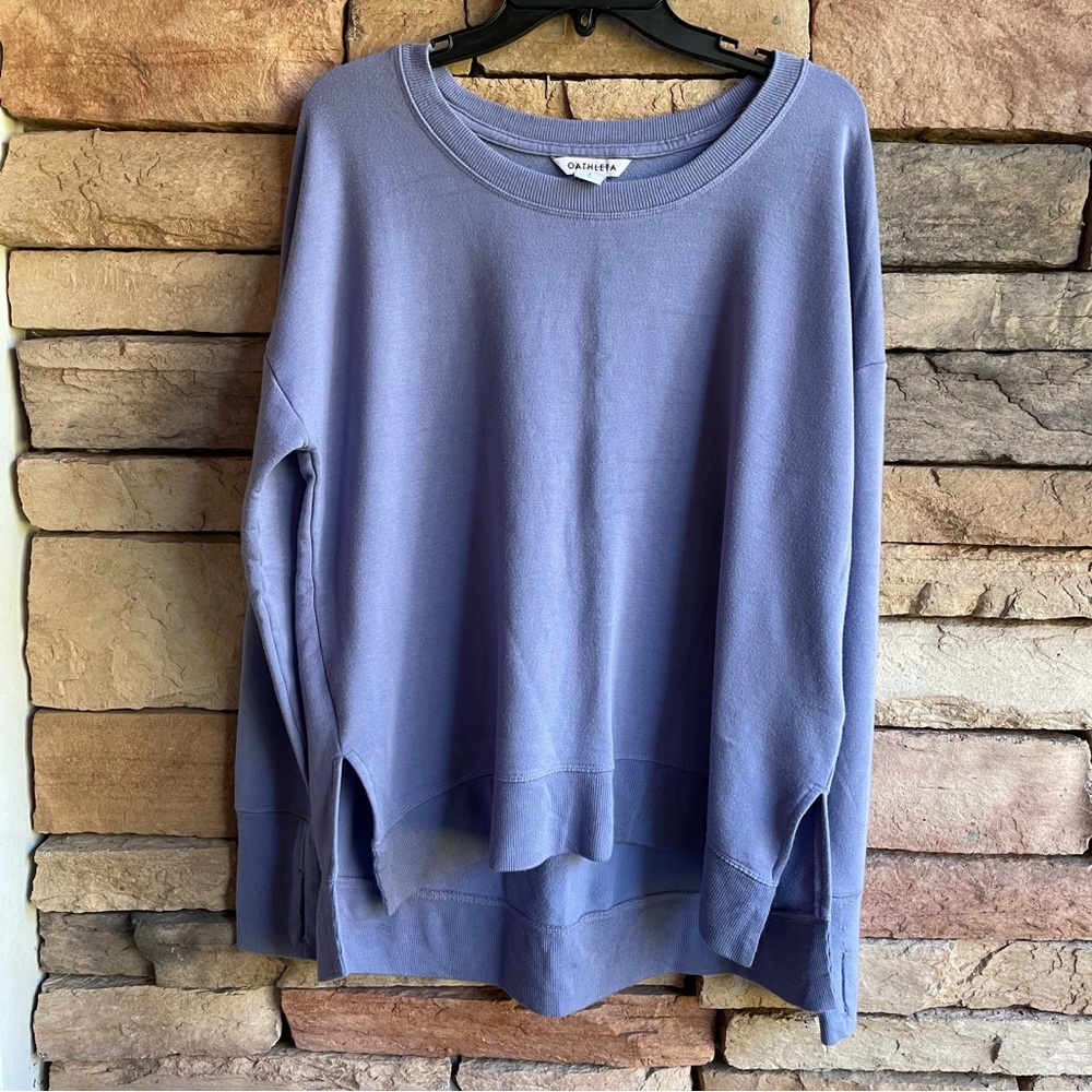 Athleta purple super soft scoop neck sweatshirt Like New Large